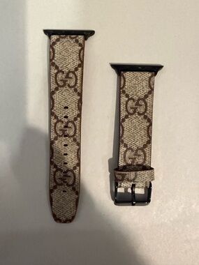 Custom Handmade Gucci
Monogram Apple Watch Strap in
Brown/Beige Unisex Used.